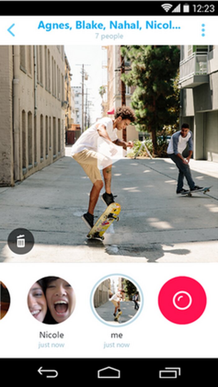Skype Qik on a phone, group video messages, 2014