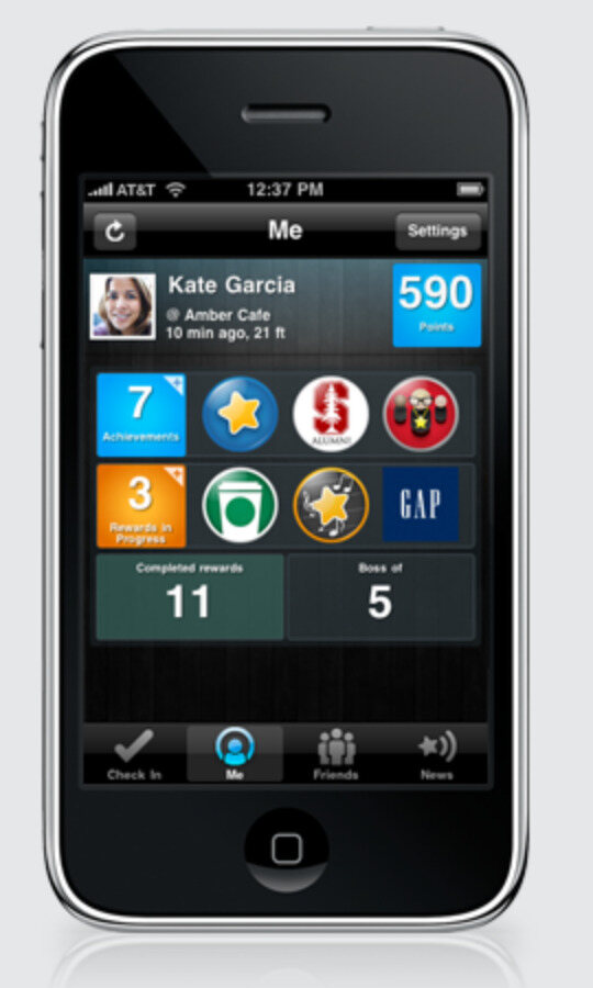 Looptstar on an iPhone in June 2010: the check-in board with Kate Garcia at a bar, 590 points, and the badge grid that was meant to make walking around town a game.