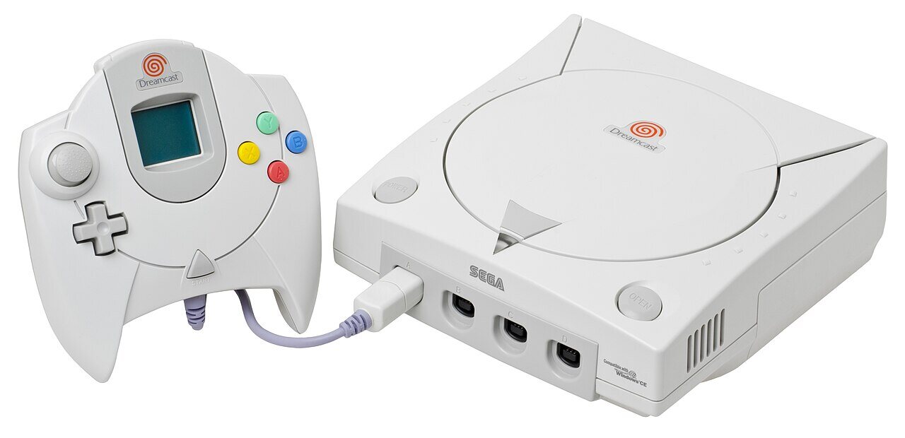 The Dreamcast with its controller and VMU